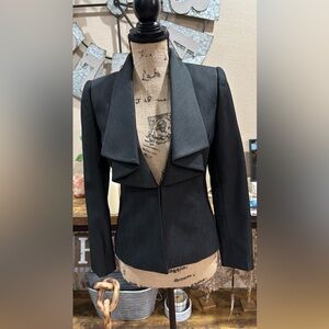 TAHARI PETITE WOMEN’S BLAZER